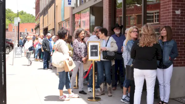 pioneer woman mercantile, pioneer woman, mercantile, the merc, shop, restaurant, guide, travel tips, food, shopping, ree drummond, ladd drummond, marlboro man, family business, pawhuska, oklahoma