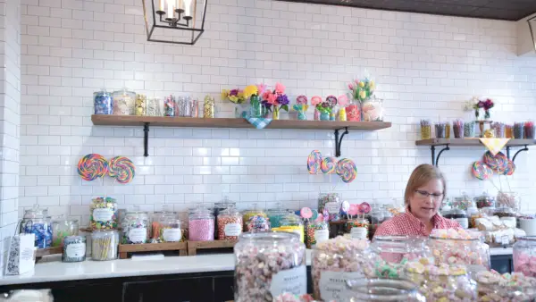 pioneer woman mercantile, pioneer woman, mercantile, the merc, shop, restaurant, guide, travel tips, food, shopping, ree drummond, ladd drummond, marlboro man, family business, pawhuska, oklahoma