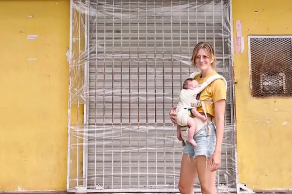 Amelia Edelman travel with newborn in Belize during maternity leave