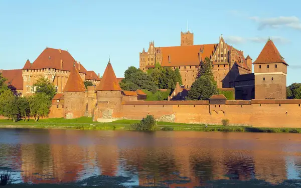 Best Medieval Castles