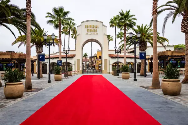 The red carpet and entrance at Universal Studios Hollywod