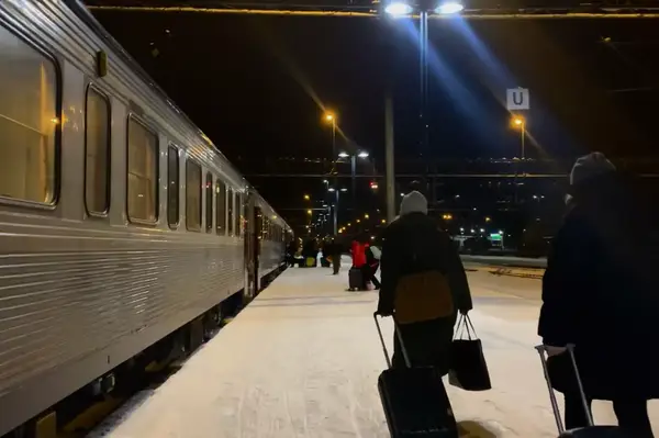 Boarding the Arctic Circle Train