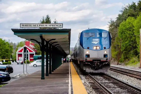 Cardinal stopped at the White Sulphur Springs, W. Va., station.