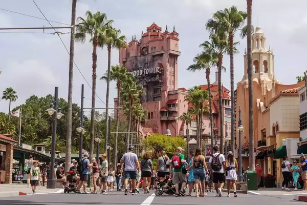 A crowd in front of Hollywood Studios