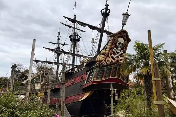 Pirate Ship ride