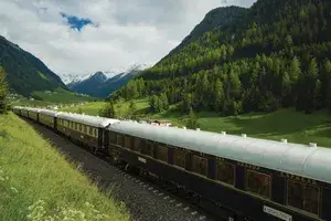 The exterior of the Venice Simplon-Orient-Express