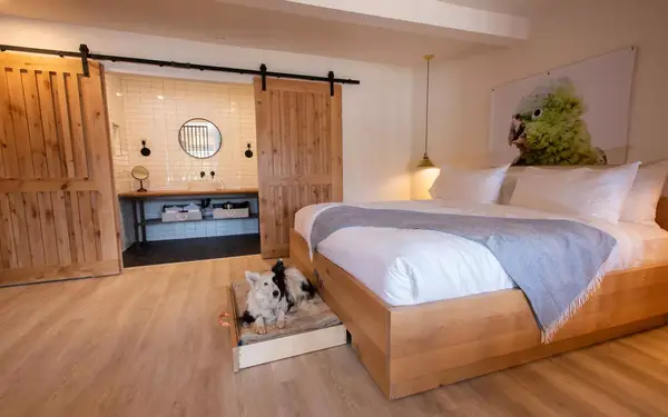 Best Friends Roadhouse and Mercantile