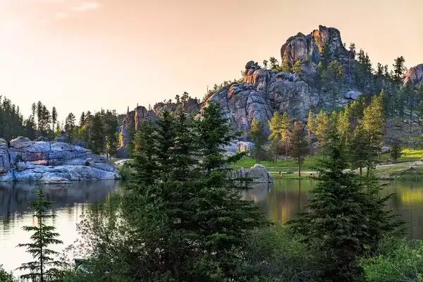Lake Sylvan in Custer State Park, a part of Black Hills National Forest in South Dakota