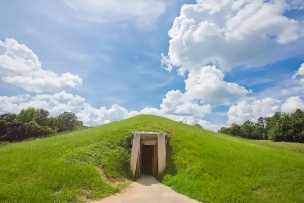 Ocmulgee National Monument Earth Lodge