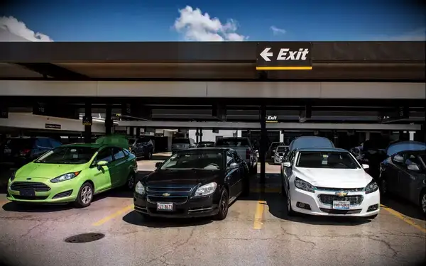 Hertz rental Car location at Chicago O