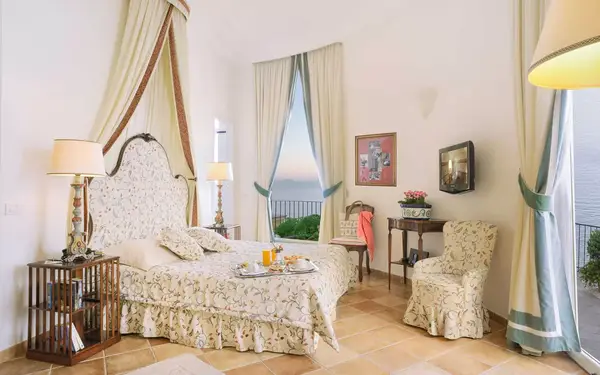 Top Romantic Hotels: Hotel Caesar Augustus, Capri, Italy