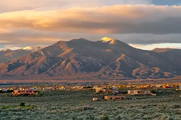 Taos at the foothills of the Sangre de Cristo Mountains,