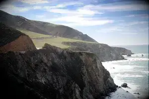 The coastal winding road of Highway 1 along the ocean in California 