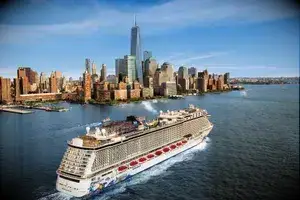 Norwegian Escape, leaving New York City